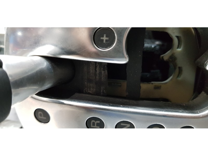 Recambio de palanca cambio para audi a8 (4e2) 4.0 tdi quattro referencia OEM IAM 4E1713041BG  