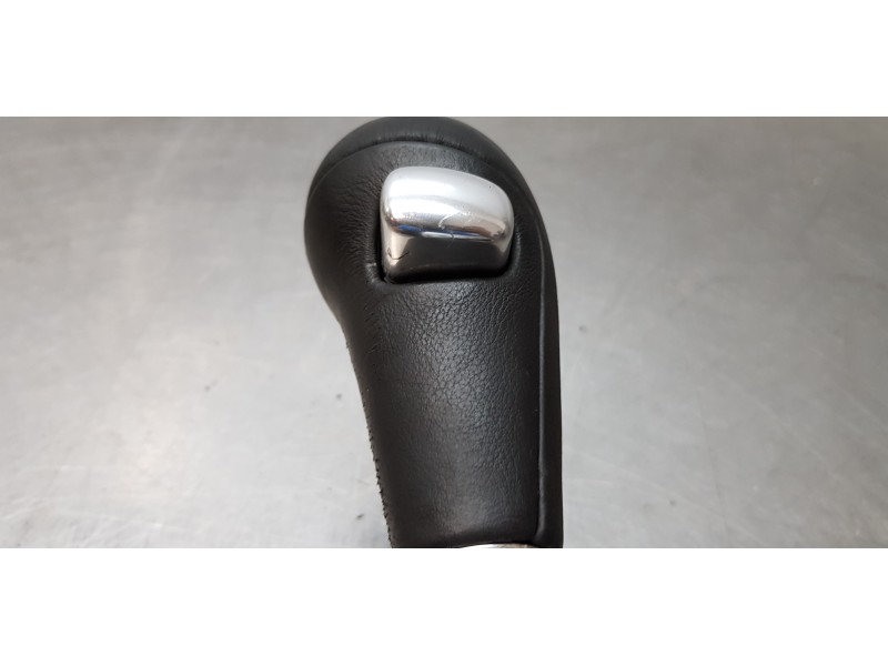 Recambio de palanca cambio para audi a8 (4e2) 4.0 tdi quattro referencia OEM IAM 4E1713041BG  