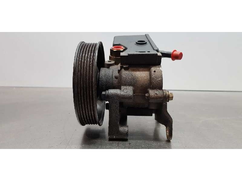 Recambio de bomba direccion para ssangyong rexton 270 xvt limited referencia OEM IAM 6654601180  