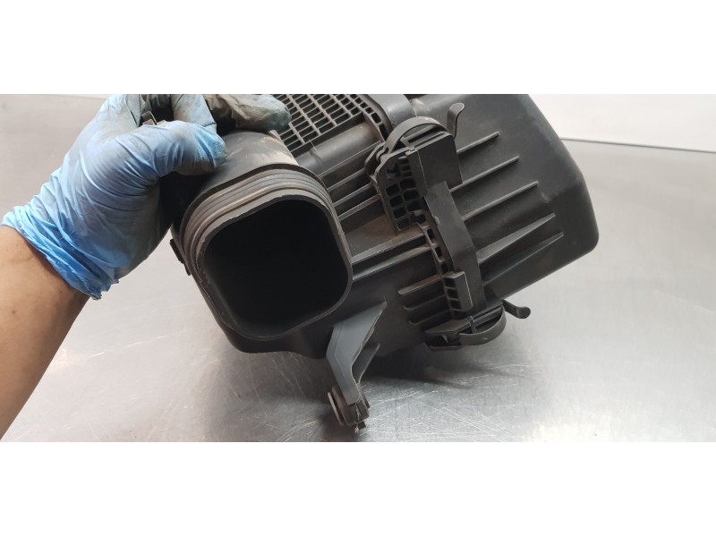 Recambio de filtro aire para kia carens ( ) basic referencia OEM IAM 281103Z350 281642A500 