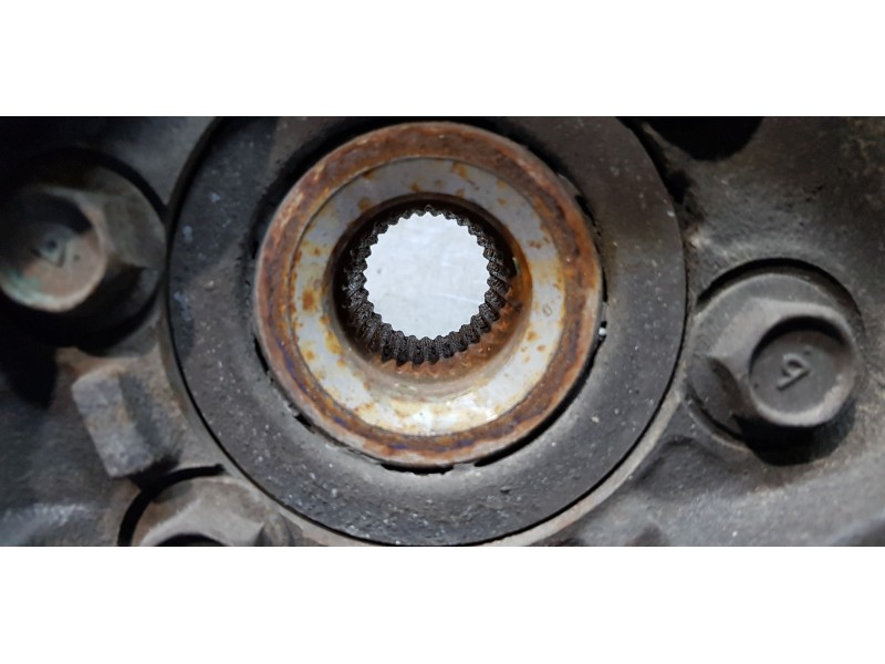 Recambio de mangueta delantera derecha para renault koleos expression referencia OEM IAM 40014JY00A  