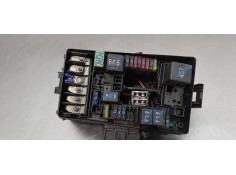 Recambio de caja reles / fusibles para skoda superb (3v3) active referencia OEM IAM 5Q0937125B  