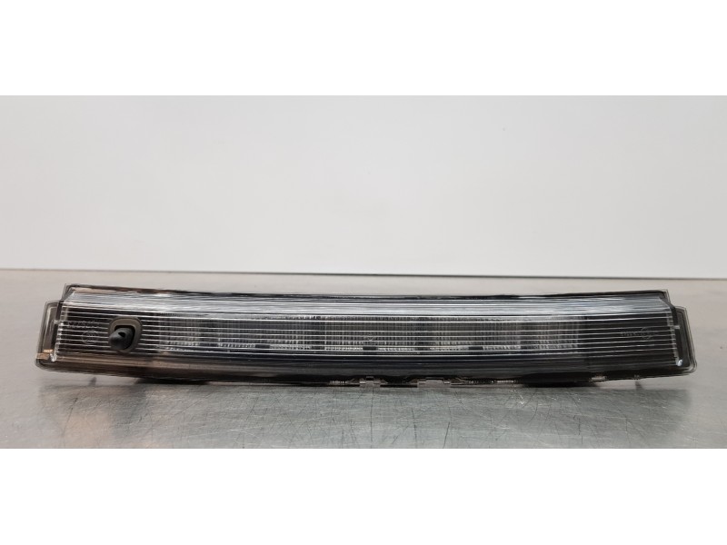 Recambio de luz central de freno para renault espace v icon referencia OEM IAM 265906088R  