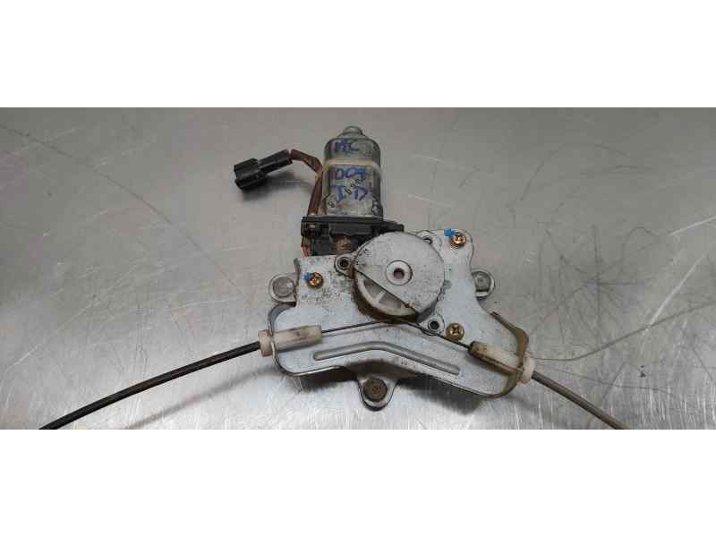 Recambio de elevalunas trasero derecho para ssangyong rexton 270 xvt limited referencia OEM IAM 8810008011  