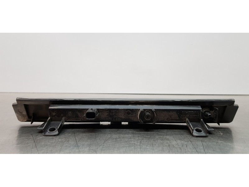 Recambio de luz central de freno para renault espace v icon referencia OEM IAM 265906088R  