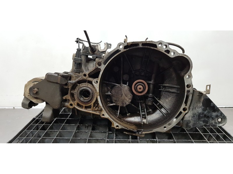 Recambio de caja cambios para kia carens (un) emotion referencia OEM IAM 4300039893 4300039893 