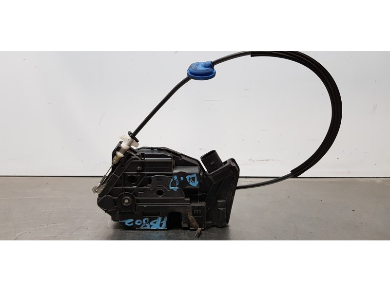 Recambio de cerradura puerta delantera derecha para volkswagen scirocco (137) 2.0 tsi (147kw) referencia OEM IAM 5N1837016E   Recambio de cerradura puerta delantera derecha para volkswagen scirocco (137) 2.0 tsi (147kw) referencia OEM IAM 5N1837016E