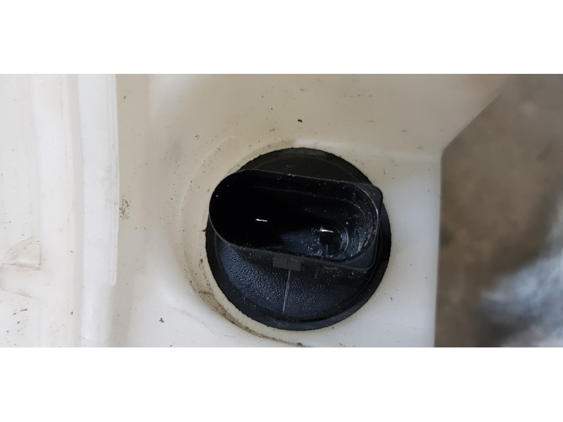 Recambio de deposito limpia para audi a6 lim. (4g2) 3.0 tdi quattro referencia OEM IAM 4G8955451D  
