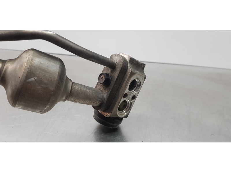 Recambio de tubos aire acondicionado para kia carens ( ) basic referencia OEM IAM 97775A4560  