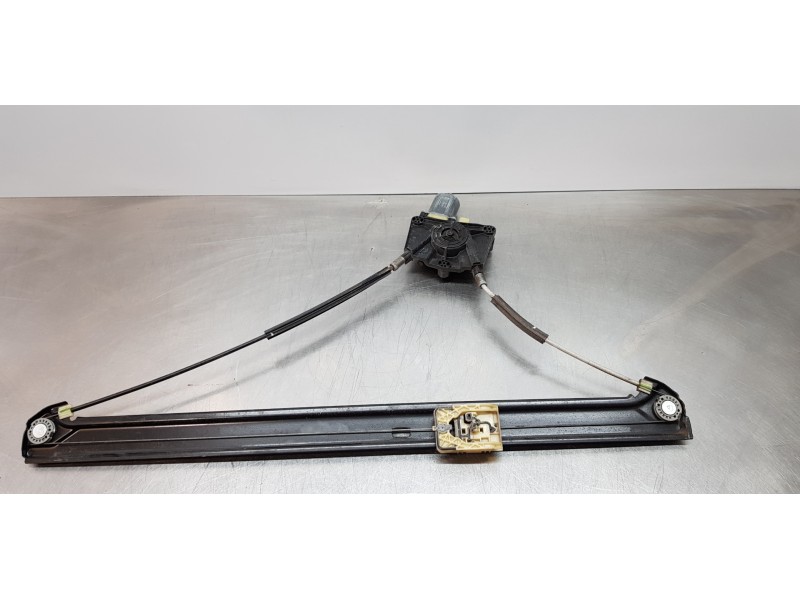 Recambio de elevalunas delantero derecho para volkswagen crafter kasten (sy) furgón 35 bl ta fwd referencia OEM IAM 7C0837462A  