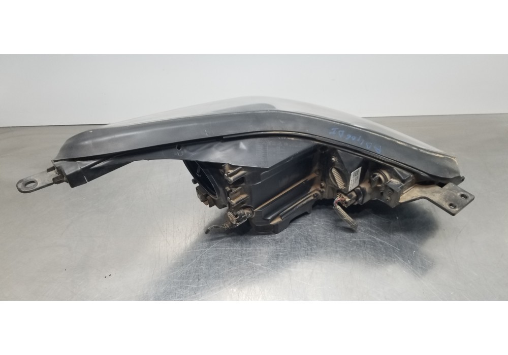 Recambio de faro izquierdo para kia sportage dynamic referencia OEM IAM 92101F1010  