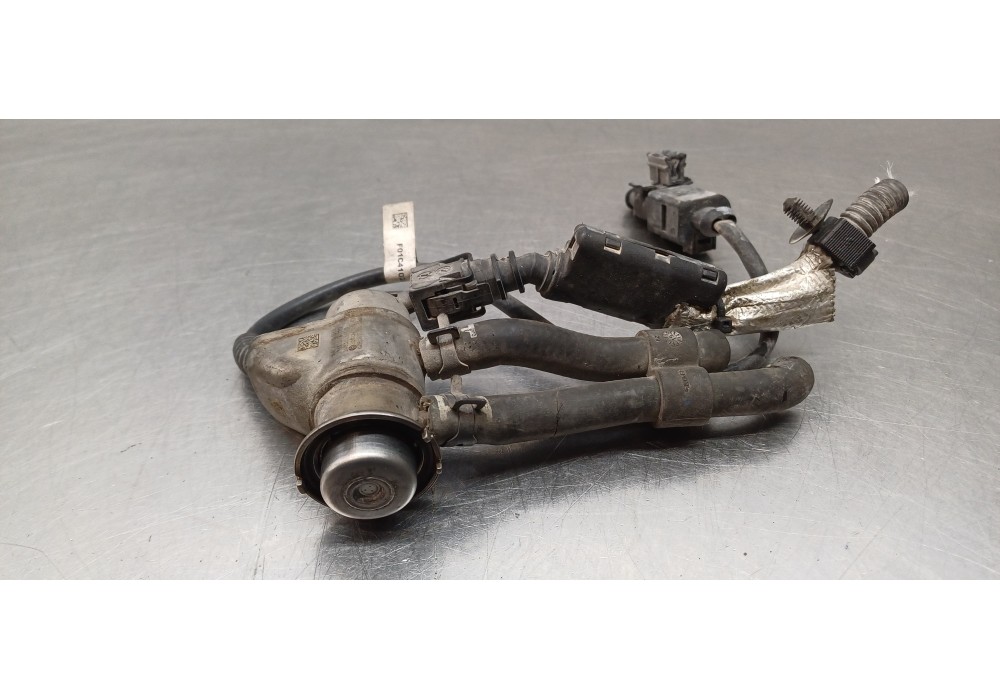 Recambio de inyector para volkswagen crafter kasten (sy) furgón 35 bl ta fwd referencia OEM IAM 2N0131113C 0444025079 