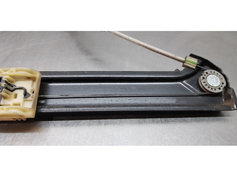 Recambio de elevalunas delantero derecho para volkswagen crafter kasten (sy) furgón 35 bl ta fwd referencia OEM IAM 7C0837462A  