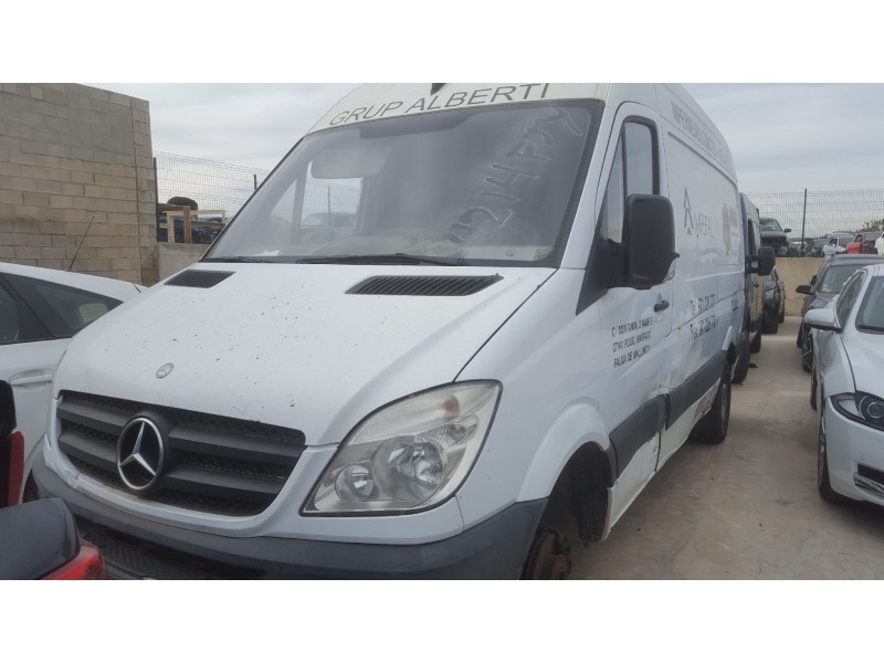 mercedes sprinter 02.00  caja cerrada del año 2006