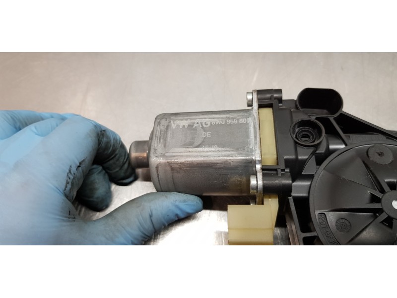 Recambio de elevalunas delantero derecho para volkswagen crafter kasten (sy) furgón 35 bl ta fwd referencia OEM IAM 7C0837462A  