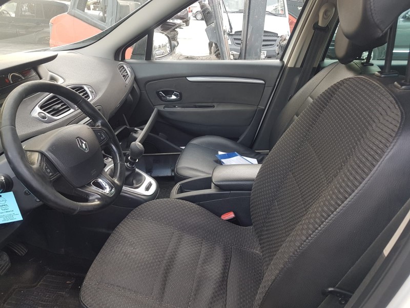 renault scenic iii del año 2014