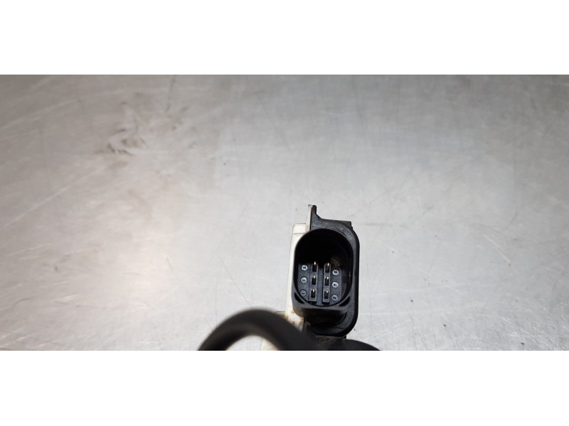 Recambio de cerradura puerta delantera derecha para volkswagen scirocco (137) 2.0 tsi (147kw) referencia OEM IAM 5N1837016E   Recambio de cerradura puerta delantera derecha para volkswagen scirocco (137) 2.0 tsi (147kw) referencia OEM IAM 5N1837016E