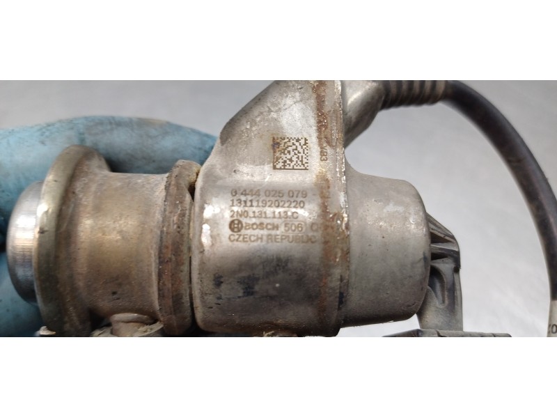 Recambio de inyector para volkswagen crafter kasten (sy) furgón 35 bl ta fwd referencia OEM IAM 2N0131113C 0444025079 