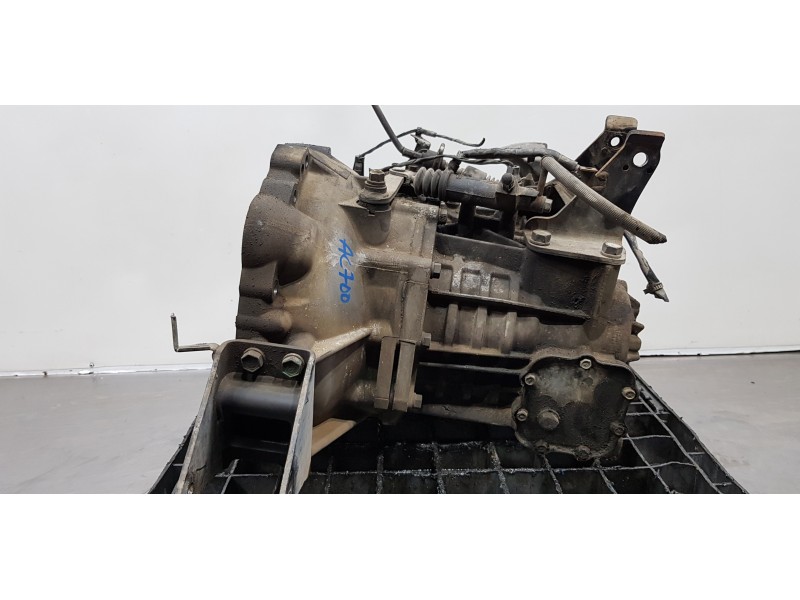 Recambio de caja cambios para kia carens (un) emotion referencia OEM IAM 4300039893 4300039893 