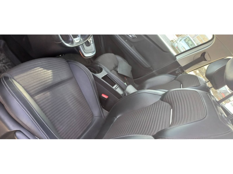 renault scenic iv del año 2019