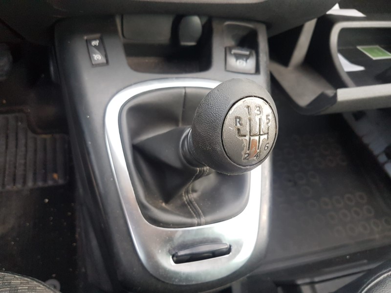 renault scenic iii del año 2014