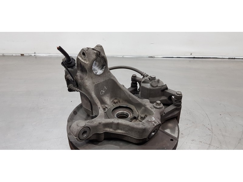 Recambio de mangueta delantera izquierda para renault espace v icon referencia OEM IAM 400155099R  