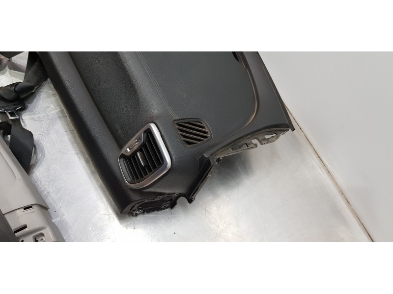 Recambio de kit airbag para kia sportage dynamic referencia OEM IAM 84710F1000WK  