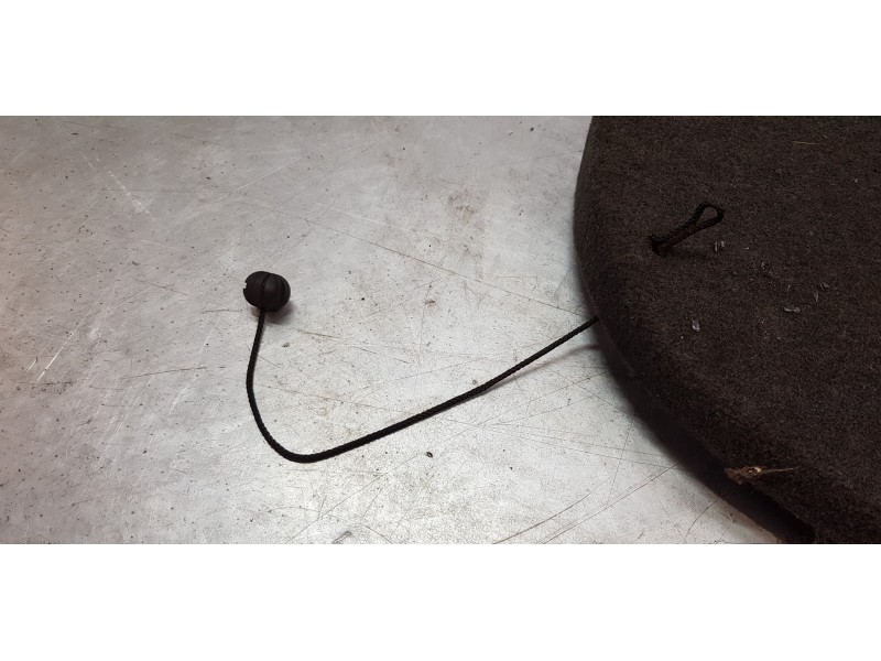 Recambio de bandeja trasera para seat toledo (5p2) reference referencia OEM IAM 5P5867134A  