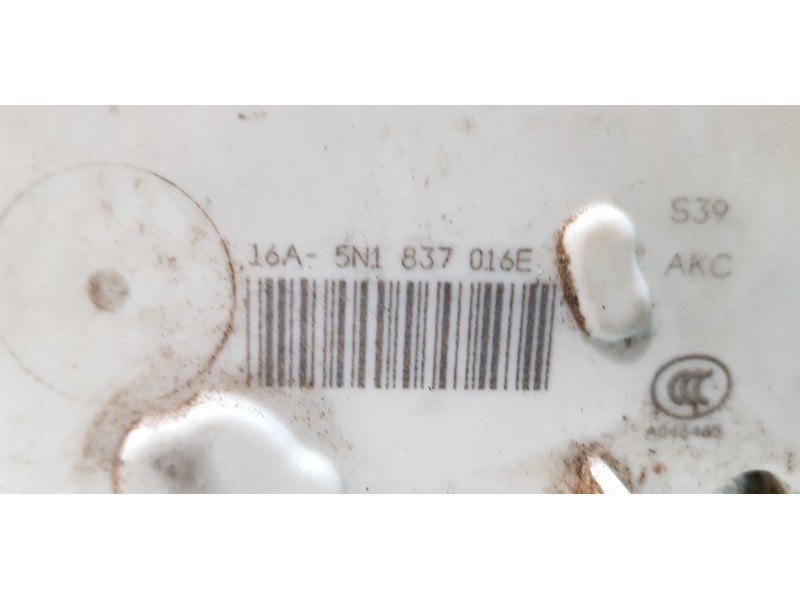 Recambio de cerradura puerta delantera derecha para volkswagen tiguan (5n2) advance bluemotion referencia OEM IAM 5N1837016E  