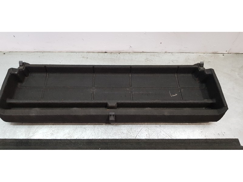 Recambio de bandeja trasera para seat toledo (5p2) reference referencia OEM IAM 5P5867134A  
