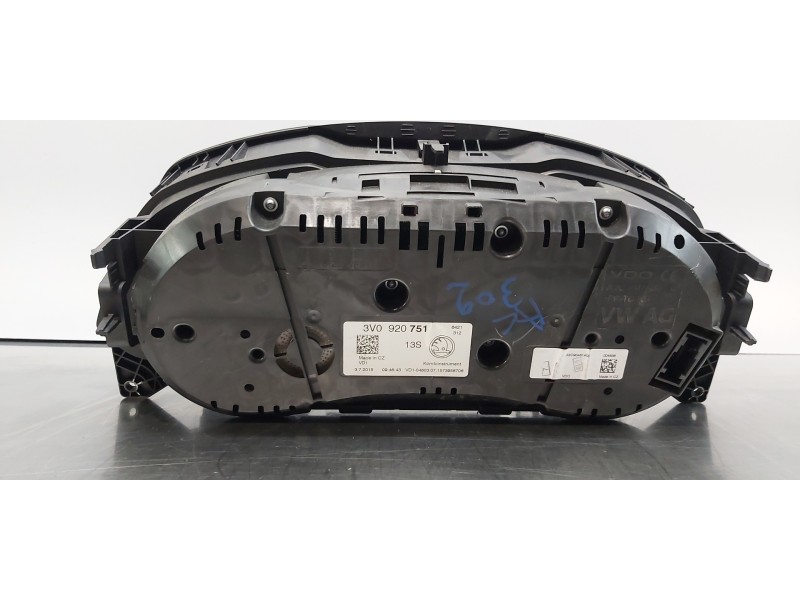 Recambio de cuadro instrumentos para skoda superb (3v3) active referencia OEM IAM 3V0920751  