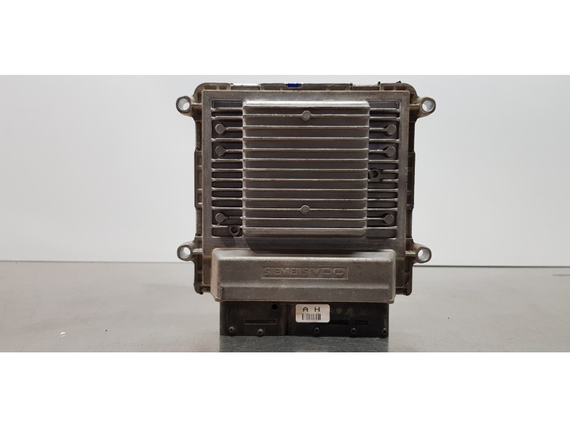 Recambio de centralita motor uce para kia carens (un) emotion referencia OEM IAM 3911225050 5WY5266A  Recambio de centralita motor uce para kia carens (un) emotion referencia OEM IAM 3911225050 5WY5266A