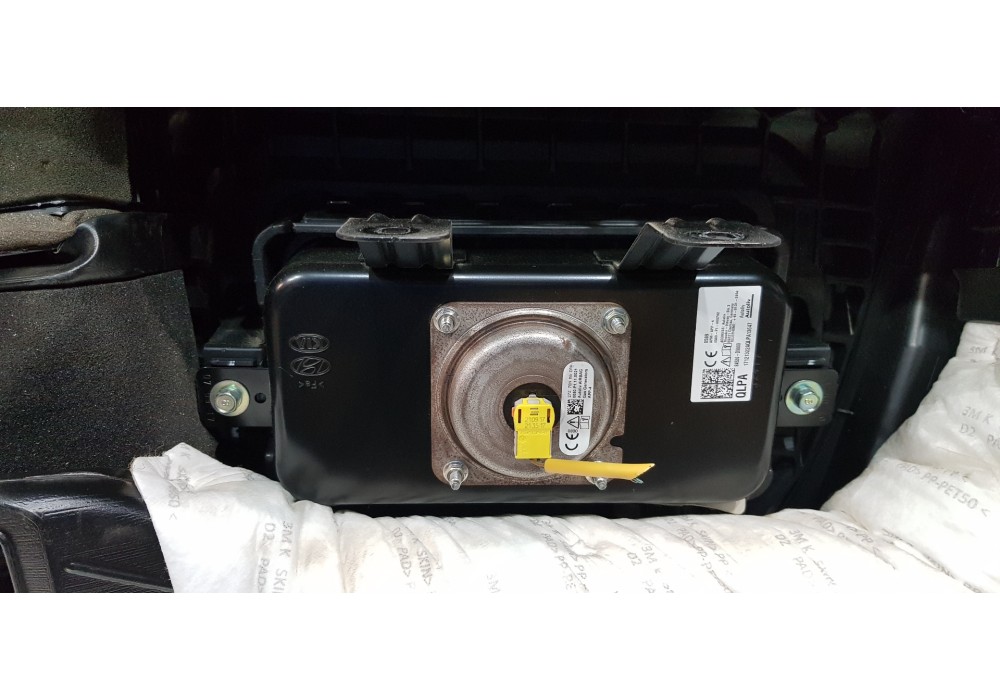 Recambio de kit airbag para kia sportage dynamic referencia OEM IAM 84710F1000WK  