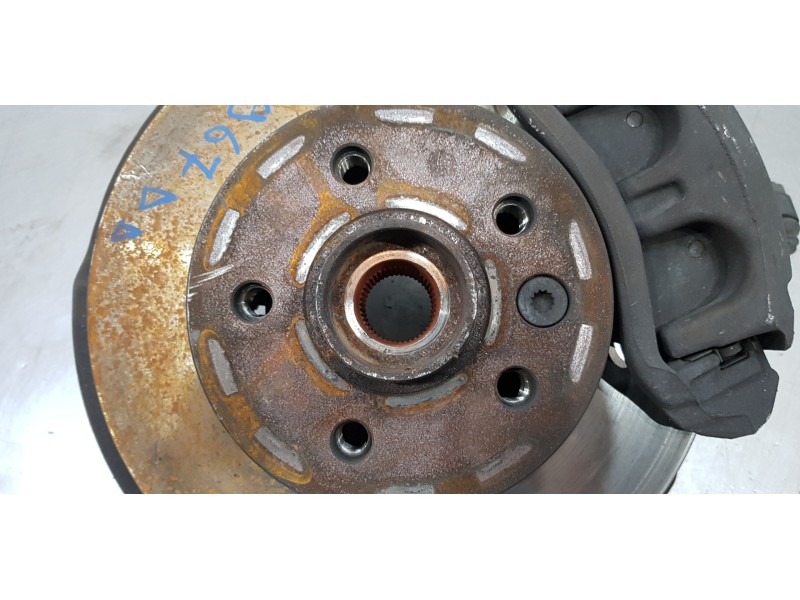 Recambio de mangueta delantera derecha para volkswagen crafter kasten (sy) furgón 35 bl ta fwd referencia OEM IAM 2N0407258B  