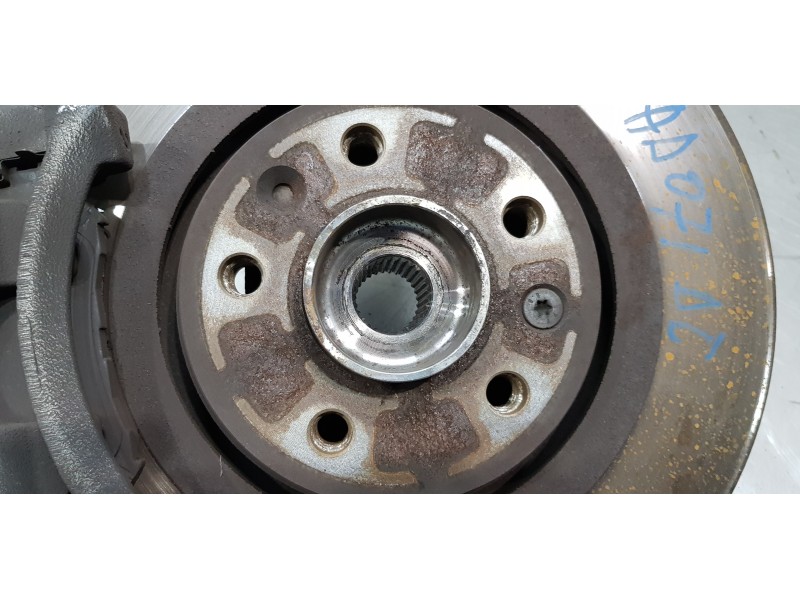 Recambio de mangueta delantera izquierda para renault espace v icon referencia OEM IAM 400155099R  