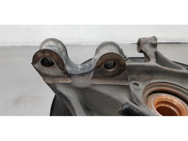 Recambio de mangueta delantera derecha para volkswagen crafter kasten (sy) furgón 35 bl ta fwd referencia OEM IAM 2N0407258B  