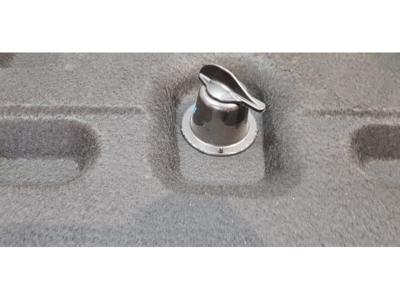 Recambio de bandeja trasera para seat toledo (5p2) reference referencia OEM IAM 5P5867134A  