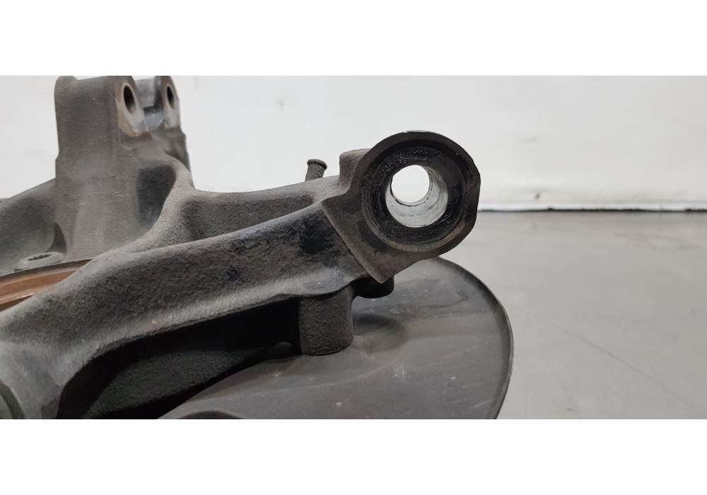 Recambio de mangueta delantera derecha para volkswagen crafter kasten (sy) furgón 35 bl ta fwd referencia OEM IAM 2N0407258B  