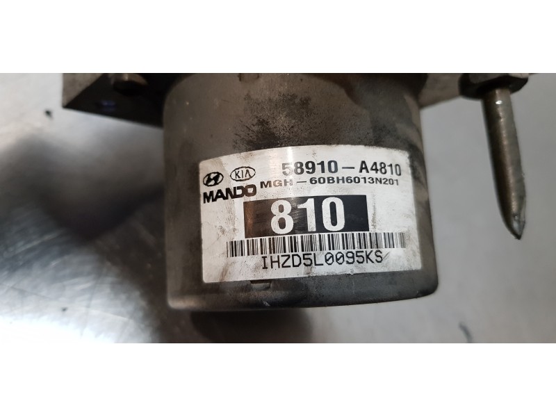 Recambio de abs para kia carens ( ) attract referencia OEM IAM 58910A4810  