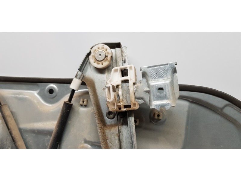 Recambio de elevalunas delantero derecho para kia carens (un) emotion referencia OEM IAM 824021D010 824801D230  Recambio de elevalunas delantero derecho para kia carens (un) emotion referencia OEM IAM 824021D010 824801D230