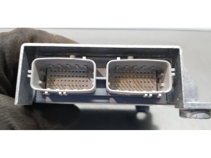 Recambio de kit airbag para kia sportage dynamic referencia OEM IAM 84710F1000WK  