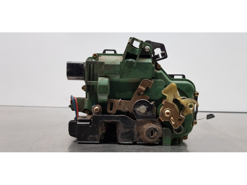 Recambio de cerradura puerta trasera derecha para seat toledo (1m2) stella referencia OEM IAM 3B4839016M   Recambio de cerradura puerta trasera derecha para seat toledo (1m2) stella referencia OEM IAM 3B4839016M