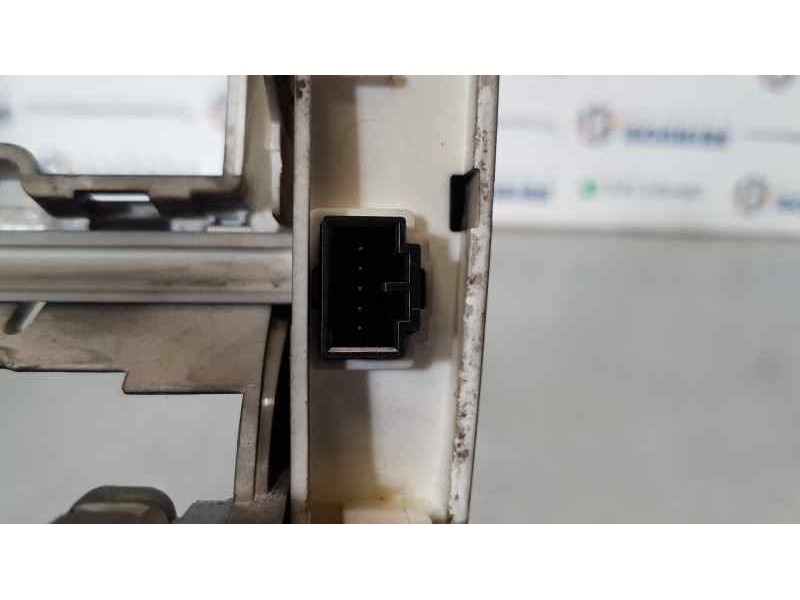 Recambio de mando multifuncion para land rover range rover sport v6 td s referencia OEM IAM YUD501710  