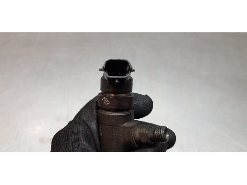 Recambio de inyector para citroen c-elysée exclusive referencia OEM IAM 0445110566  