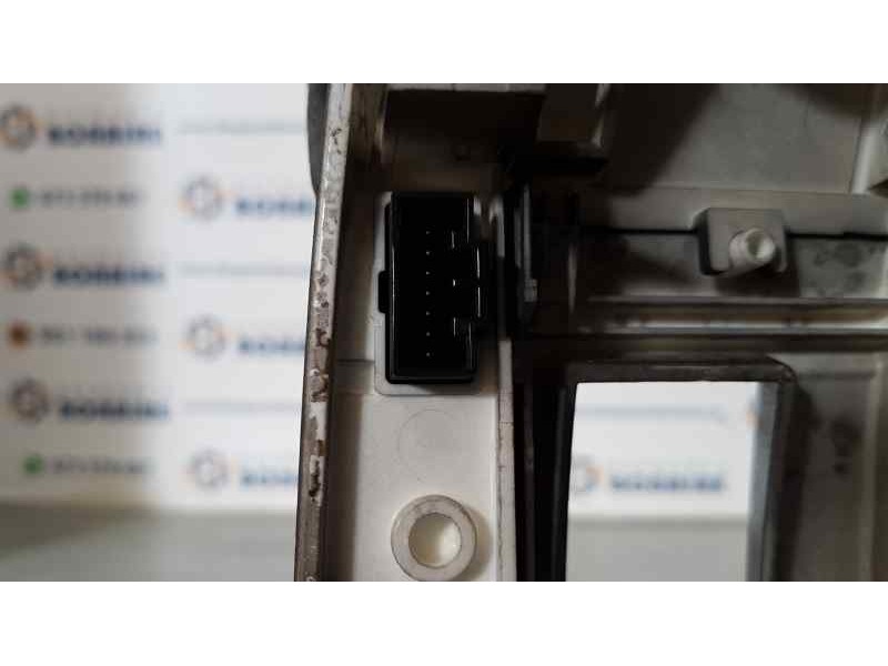 Recambio de mando multifuncion para land rover range rover sport v6 td s referencia OEM IAM YUD501710  