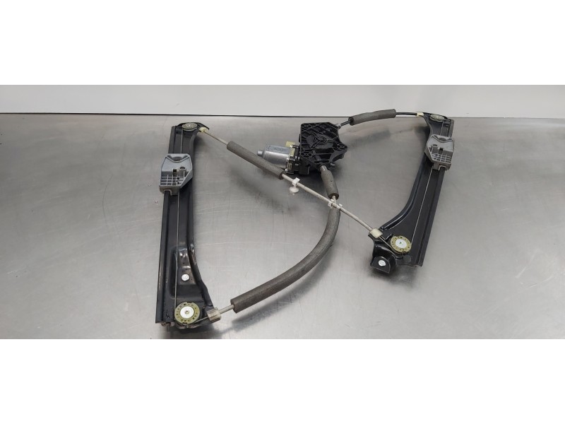 Recambio de elevalunas delantero izquierdo para skoda superb (3v3) active referencia OEM IAM 3V0837461  