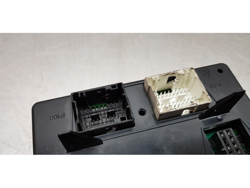 Recambio de modulo electronico para renault espace iv (jk0) initiale referencia OEM IAM 8200315964  