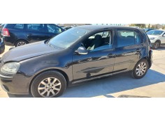 volkswagen golf v berlina (1k1) del año 2004 2