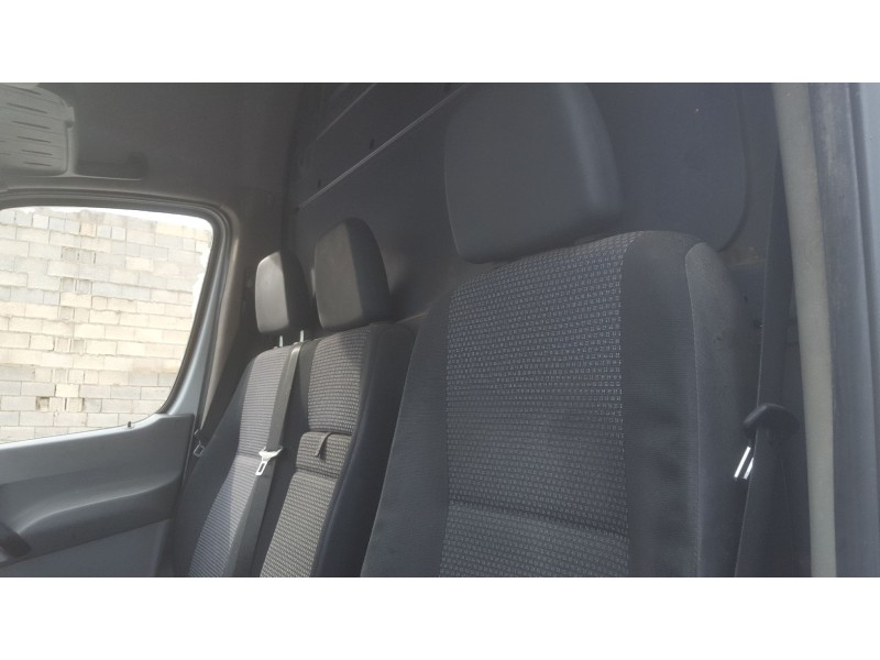 mercedes sprinter 02.00  caja cerrada del año 2006