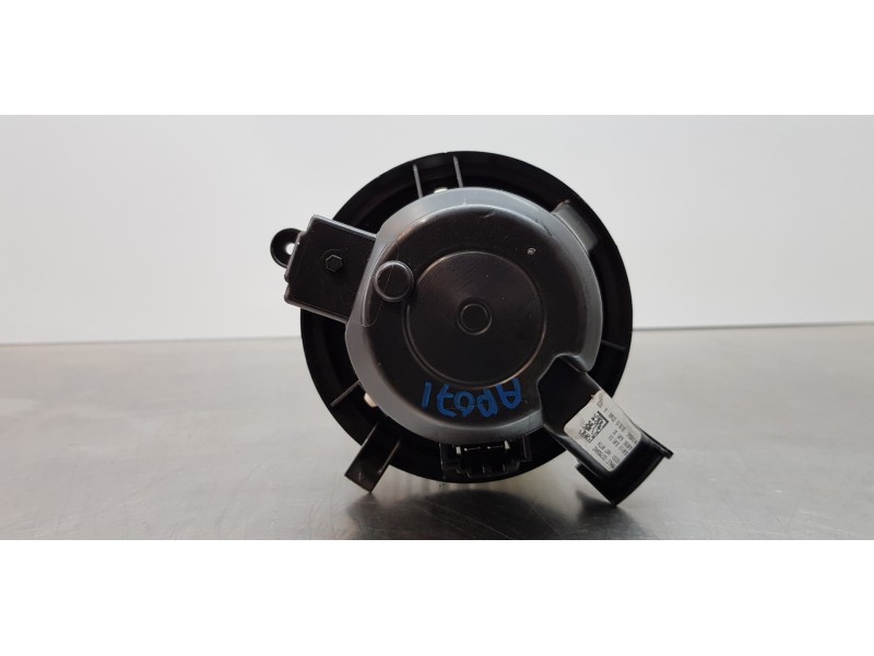 Recambio de motor calefaccion para renault espace v icon referencia OEM IAM 272107433R EE795002 